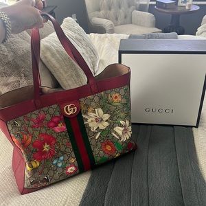 Gucci Bloom Bag Purse Large